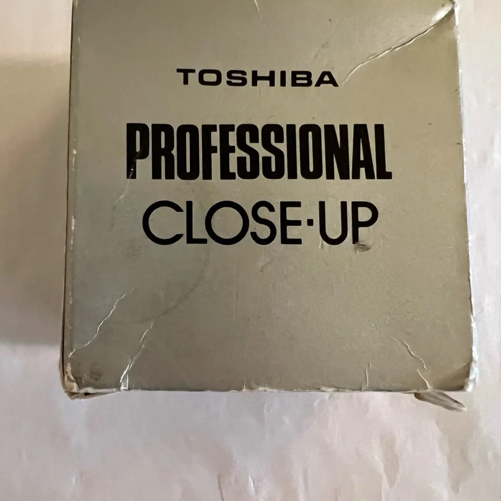 Vintage Toshiba Professional Close Up Camera Lens